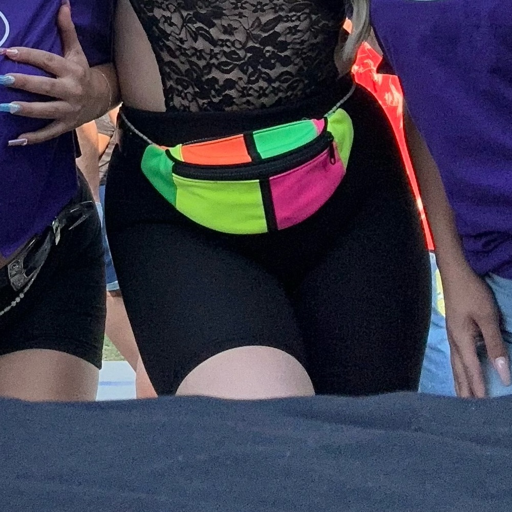 🧡💚Current Mood Neon Color Fanny🩷💛 - Picture 7 of 7
